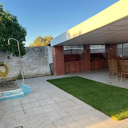 Chalet Piscina Jakuzzi Sevilla Hacienda de Tarazona Εξωτερικό φωτογραφία